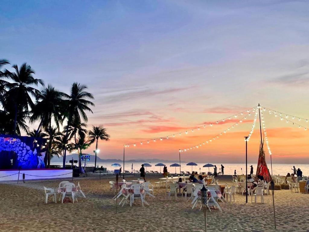 Ambassador City Jomtien Pattaya - Ocean Wing Hotel Nacsomtien Kültér fotó